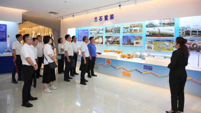 PG�ͽ�Ů����������ʯ���ſ�չ���������